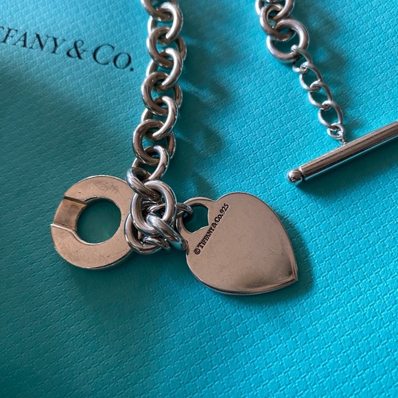 Tiffany & Co. toggle heart choker - Picture 4 of 8
